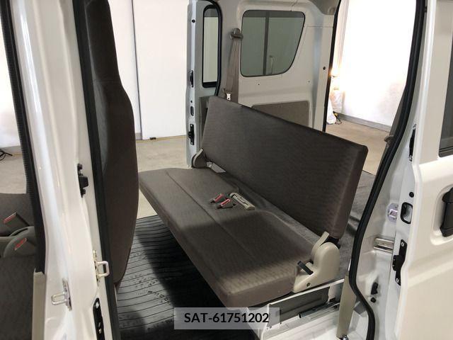 Suzuki EVERY 2023-07 371747-13