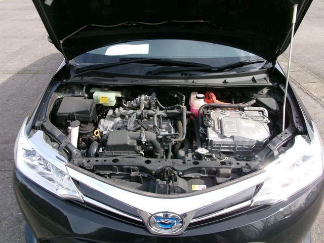 Toyota COROLLA FIELDER 2017-11 181885-4