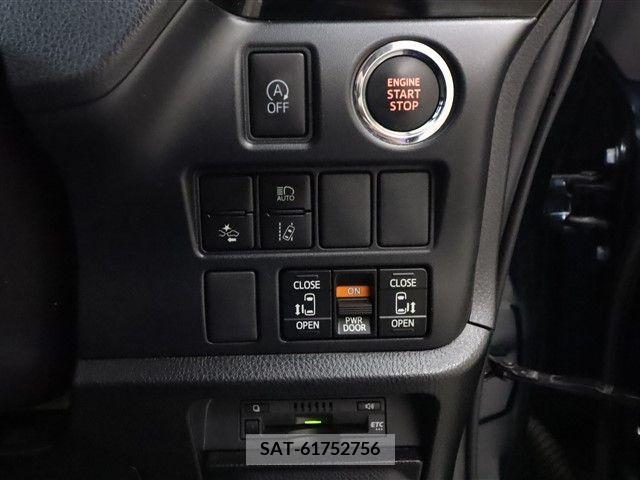 Toyota NOAH 2017-08 279558-10