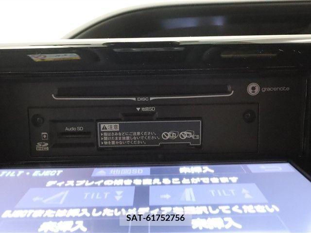 Toyota NOAH 2017-08 279558-15