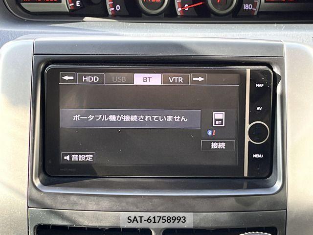 Toyota VOXY 2012-10 372623-10