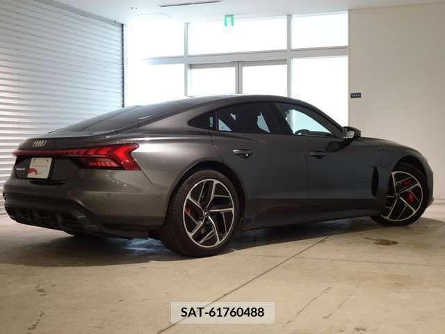Audi E-TRON 2022-02 333552-1