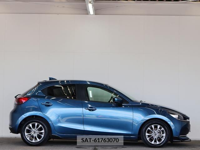 Mazda MAZDA2 2022-06 343952-4