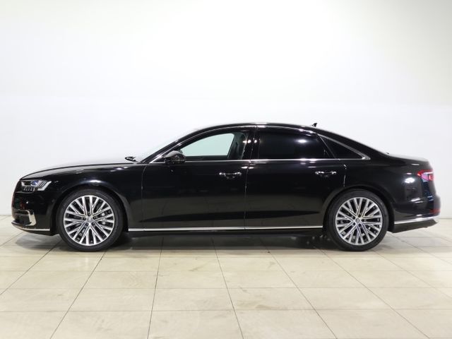 Audi A8 2019-01 188950-4