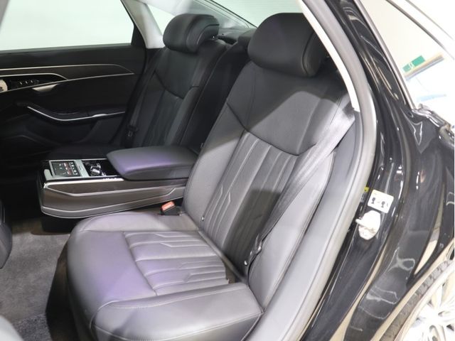 Audi A8 2019-01 188950-18