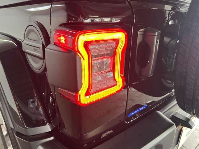 Jeep WRANGLER 2022-10 14822-10