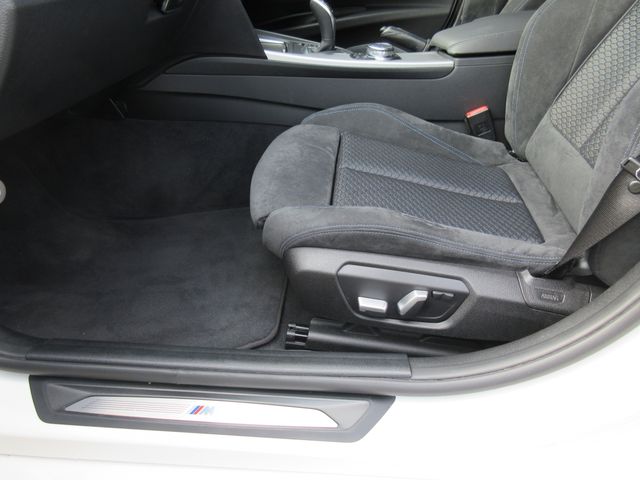 Bmw 3 SERIES 2016-02 26-22