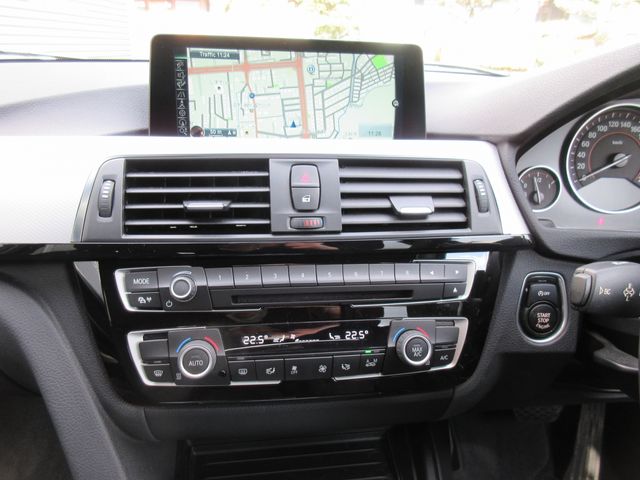 Bmw 3 SERIES 2016-02 26-16