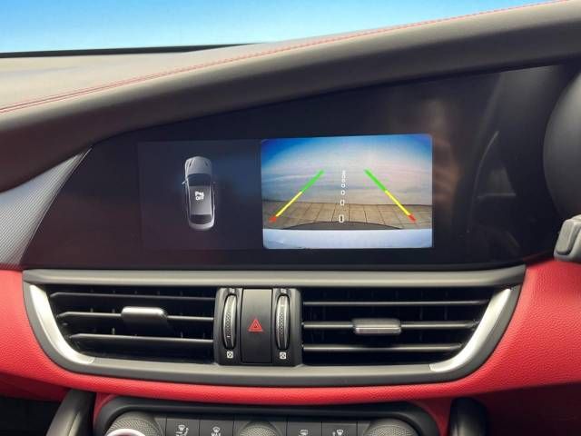 ALFA ROMEO Giulia 2020-04 181095-4