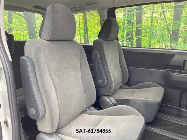 Toyota VOXY 2010-11 327184-4