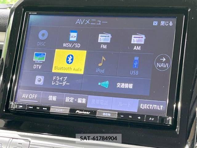 Suzuki X BEE 2018-08 215610-5
