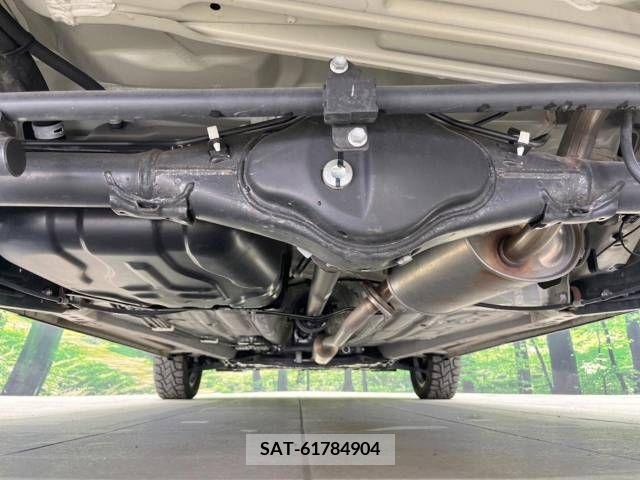 Suzuki X BEE 2018-08 215610-19
