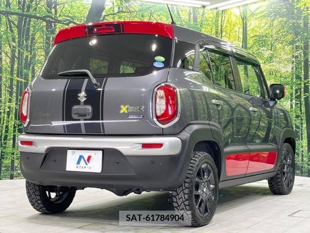 Suzuki X BEE 2018-08 215610-17