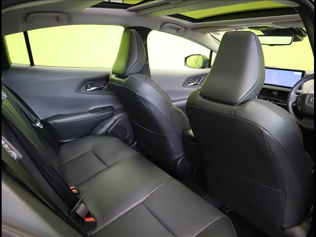 Toyota PRIUS 2023-03 3285-26