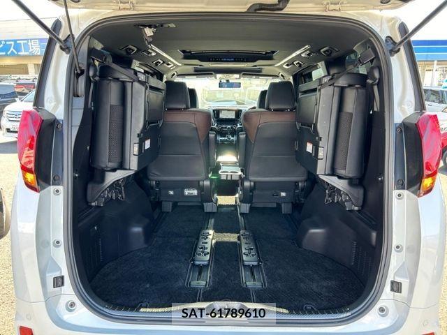 Toyota ALPHARD 2017-08 260110-7