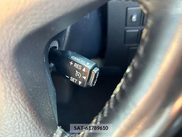 Toyota ALPHARD 2017-08 260110-15