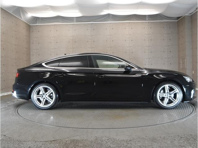 Audi A5 2019-03 188901-8