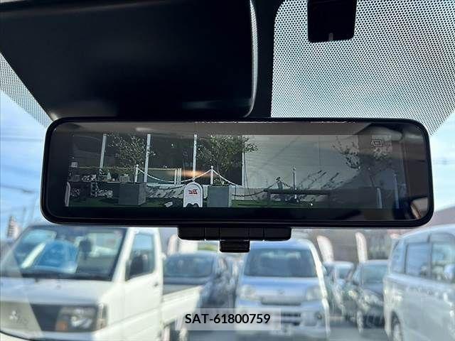 Nissan NOTE 2018-05 302427-6