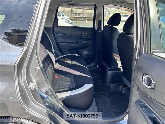 Nissan NOTE 2018-05 302427-17