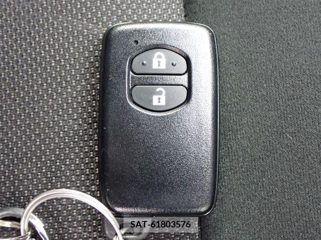 Toyota AQUA 2020-02 221122-20