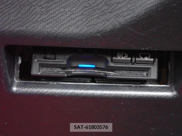 Toyota AQUA 2020-02 221122-8