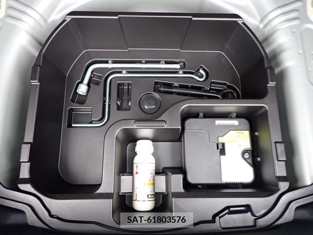 Toyota AQUA 2020-02 221122-23