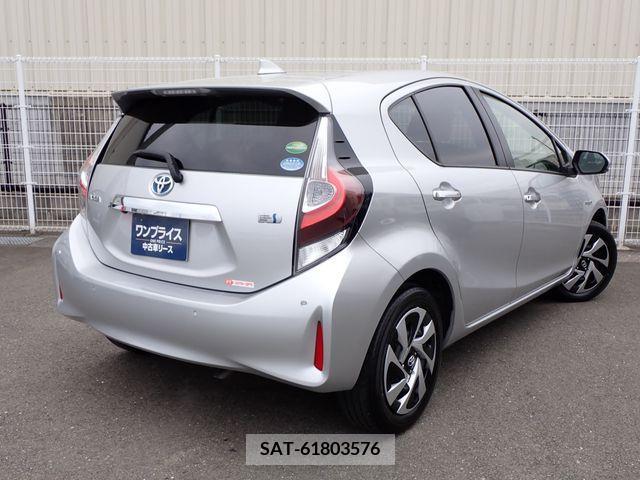 Toyota AQUA 2020-02 221122-2