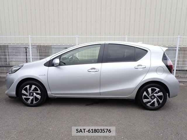 Toyota AQUA 2020-02 221122-3