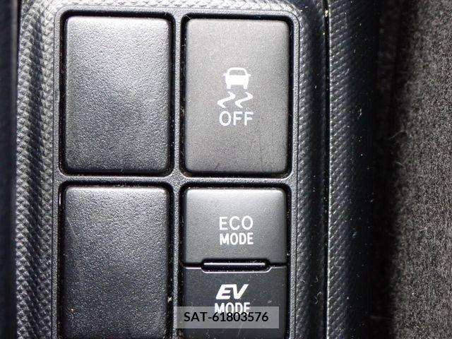 Toyota AQUA 2020-02 221122-18