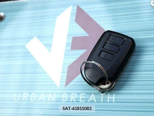 Toyota SPADE 2012-11 326834-25