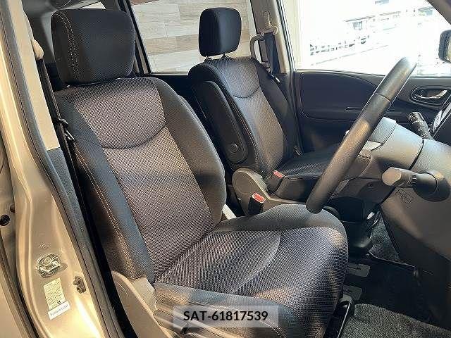 Nissan SERENA 2011-05 328413-10