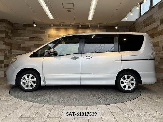 Nissan SERENA 2011-05 328413-14