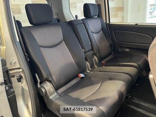 Nissan SERENA 2011-05 328413-11