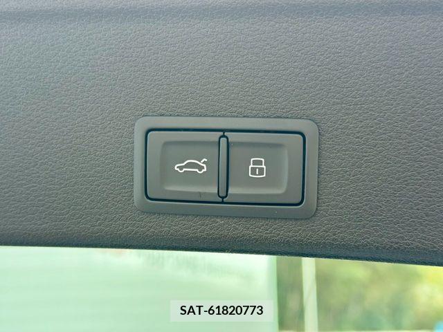 Audi A4 2023-08 219755-19