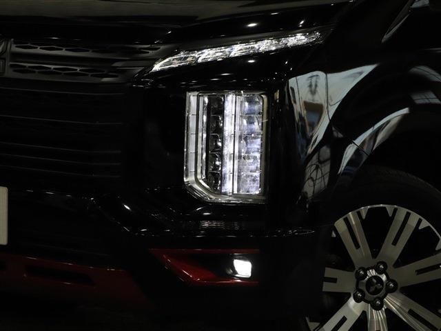 Mitsubishi DELICA D5 2019-03 28206-10