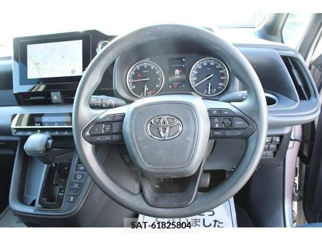 Toyota NOAH 2022-06 253417-16