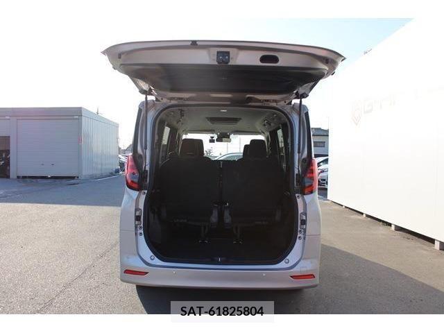 Toyota NOAH 2022-06 253417-13