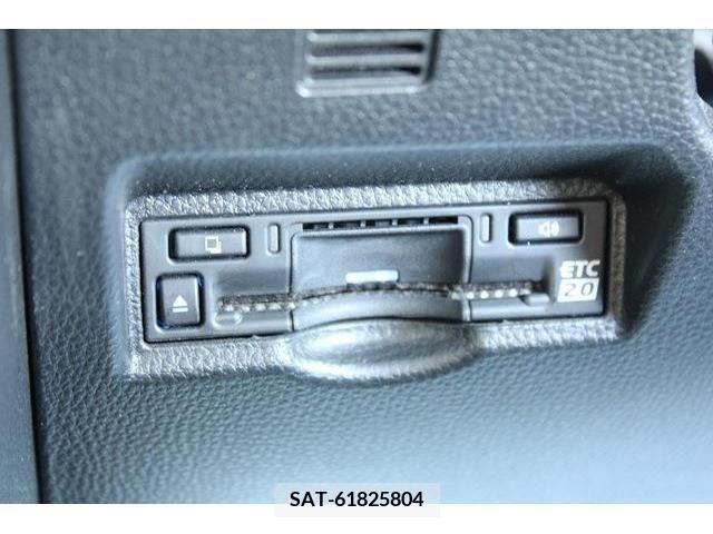 Toyota NOAH 2022-06 253417-3