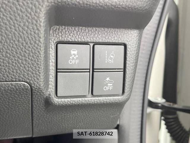Honda N BOX CUSTOM 2019-07 211082-2