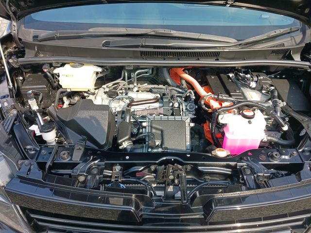 Toyota VOXY HYBRID 2016-05 183248-28