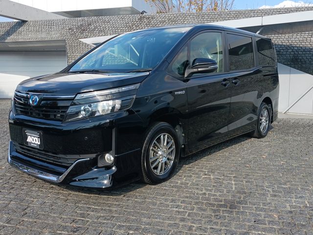 Toyota VOXY HYBRID 2016-05 183248-0