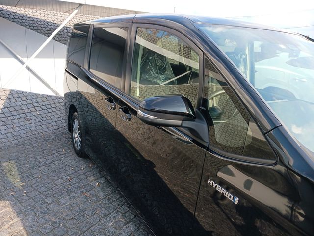 Toyota VOXY HYBRID 2016-05 183248-4