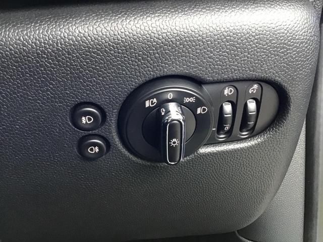 Bmw MINI 2019-04 21481-22