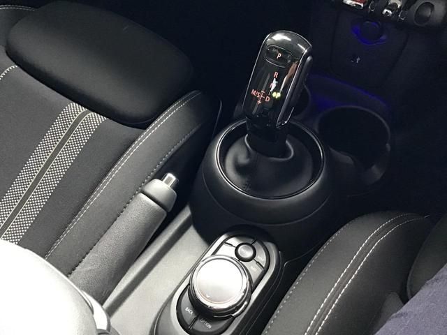Bmw MINI 2019-04 21481-19
