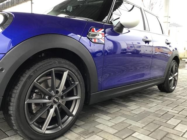 Bmw MINI 2019-04 21481-11