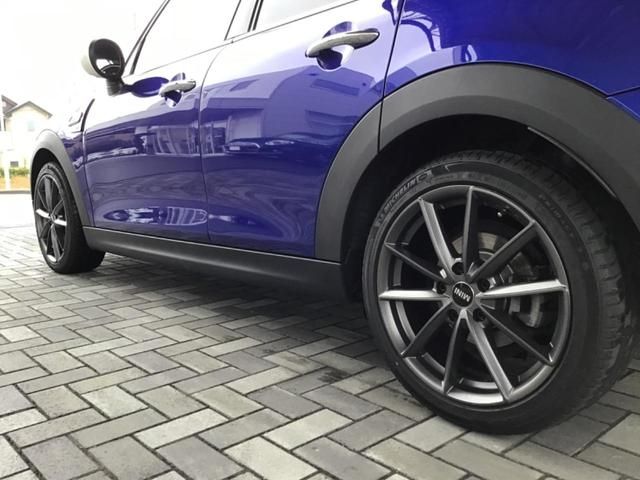Bmw MINI 2019-04 21481-12