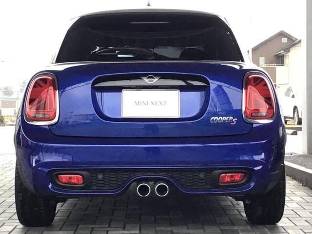 Bmw MINI 2019-04 21481-4