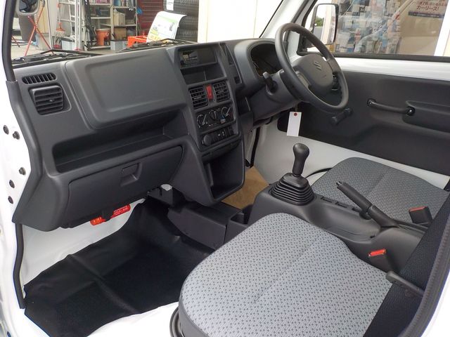Suzuki CARRY TRUCK 2022-07 323-10