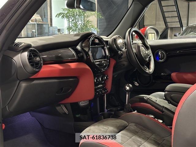 Bmw MINI 2019-12 256374-13