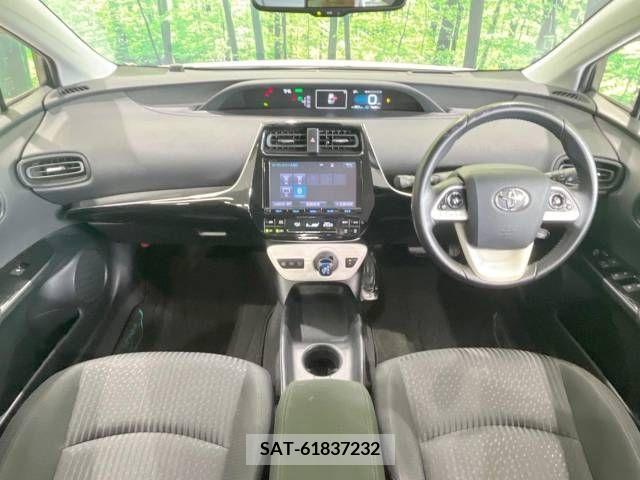 Toyota PRIUS 2017-03 393354-1